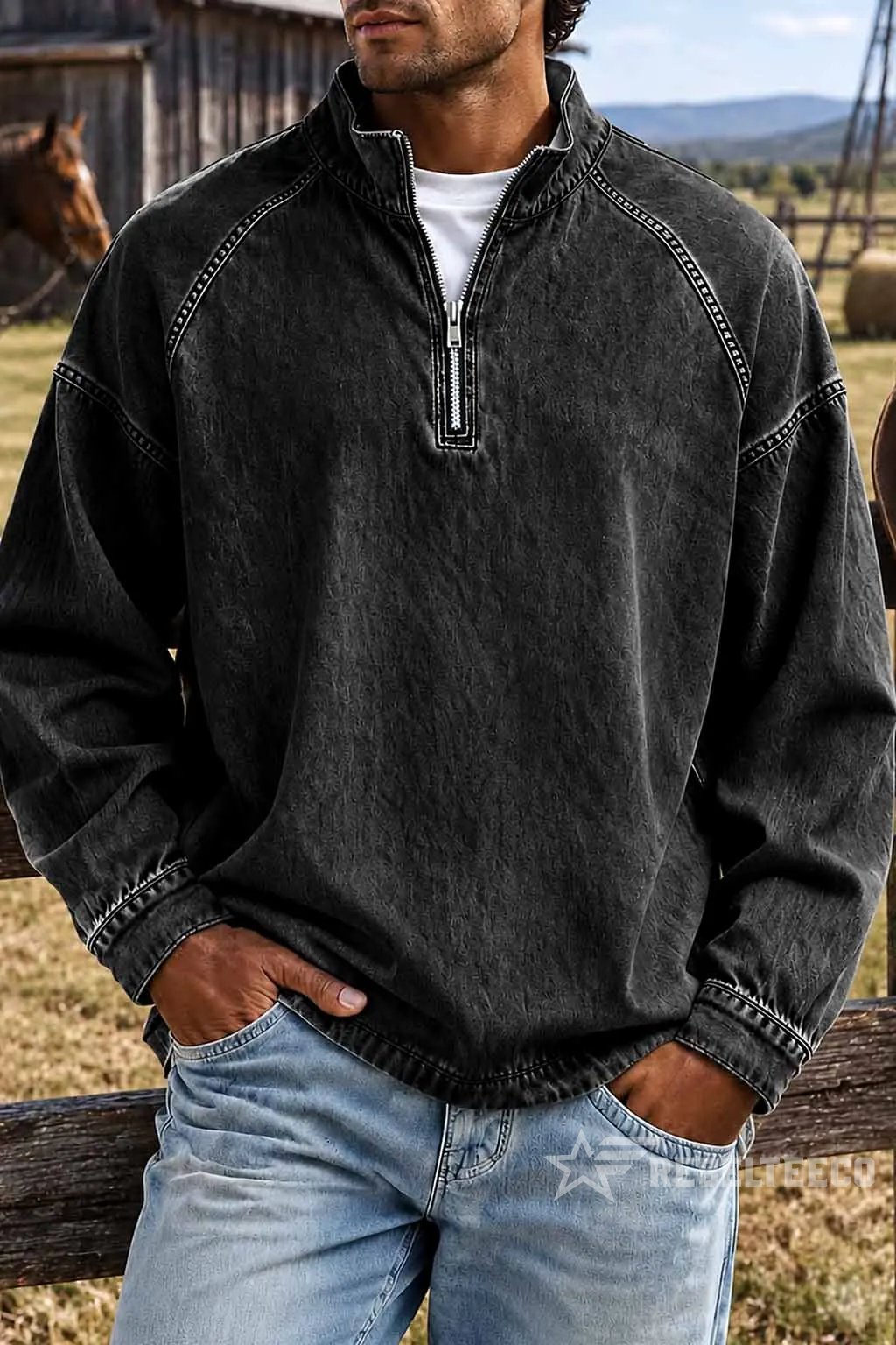 Sweatshirt de Homem com Meio Fecho e Acabamento Desgastado